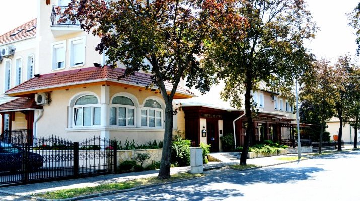 Platán Hotel***